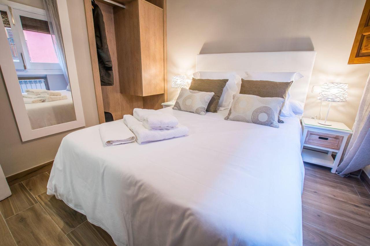 Ibericabeds Plaza Nueva Suite 21 กรานาดา ภายนอก รูปภาพ